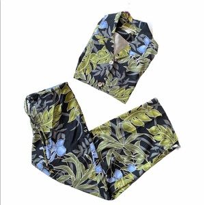 Tommy Bahama Vintage Silk Floral Islander Outfit